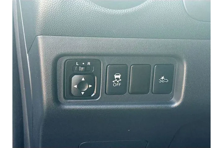 $13771 : Mitsubishi Mirage 2024 LE 4d image 10