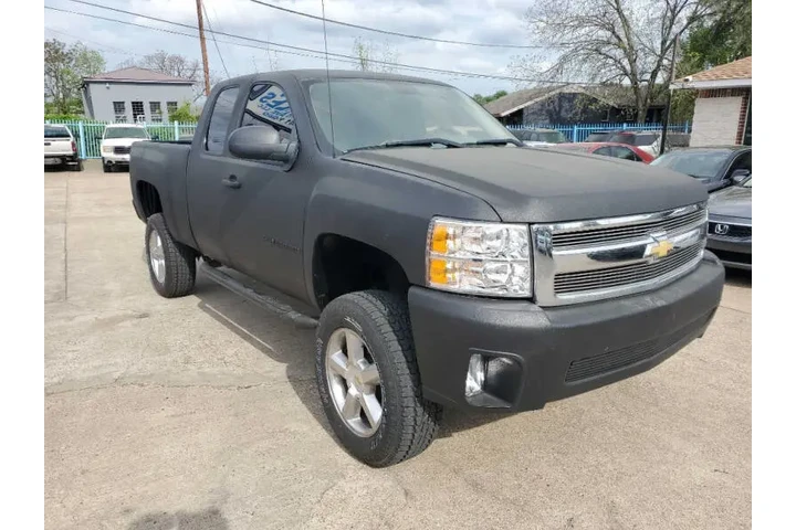 $8800 : 2008 Silverado 1500 image 4