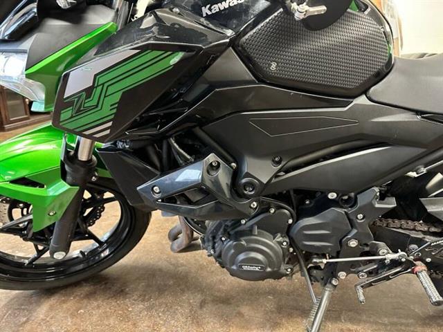 $2500 : 2019 Kawasaki ER400 image 6