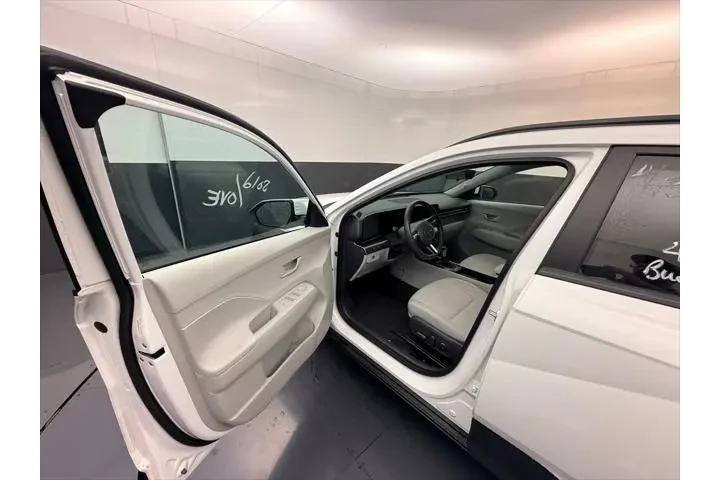 $23689 : Hyundai KONA 2025 SEL 4dr Cr image 8