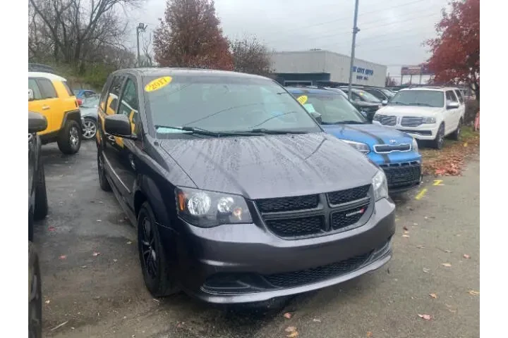 $11900 : 2017 Grand Caravan SE Plus image 2