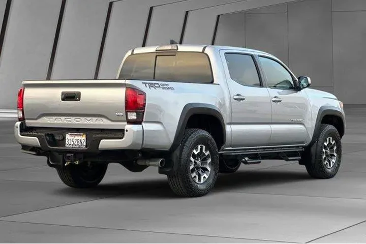 $26500 : Toyota Tacoma 2018 4x2 TRD O image 4