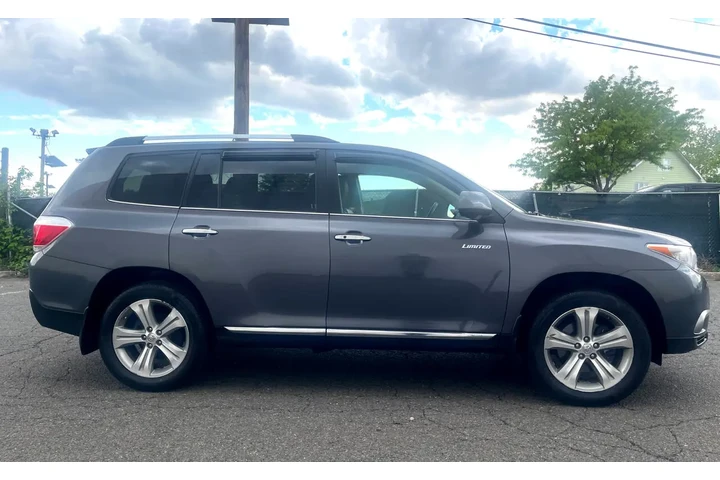 $10995 : 2012 Highlander 4WD 4dr V6 Li image 5