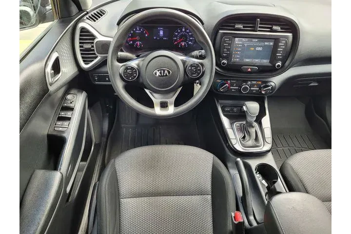 $15500 : Kia Soul 2020 LX 4dr Crossov image 7