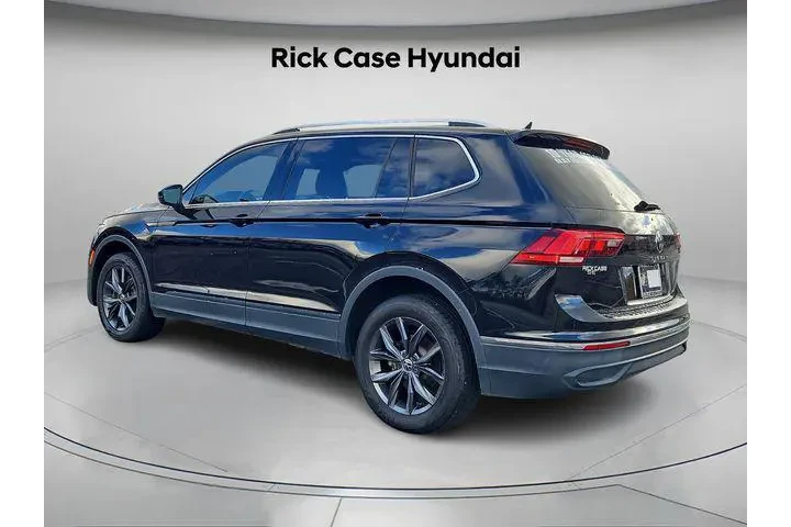 $18992 : Volkswagen Tiguan 2022 SE 4d image 6