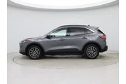 $21998 : Ford Escape Plug-In Hybrid 2 thumbnail