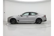 $33998 : Genesis G70 2023 2.0T 4dr Se thumbnail