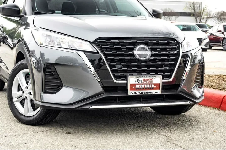 $21599 : Nissan Kicks Play 2025 S 4dr image 3