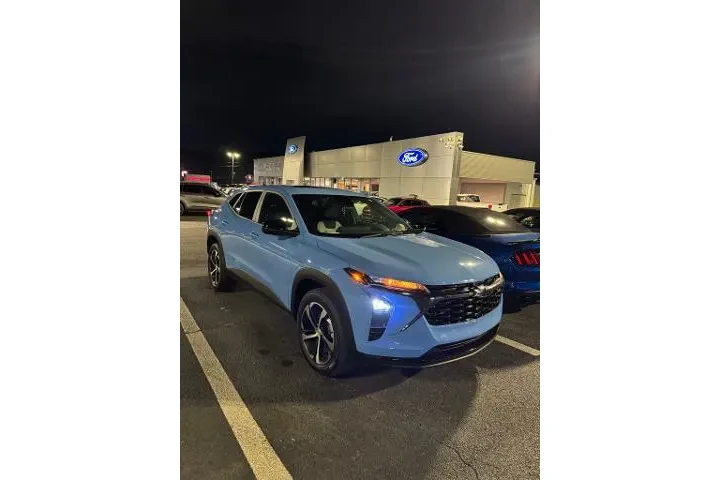 $21437 : Chevrolet Trax 2024 RS 4dr C image 2