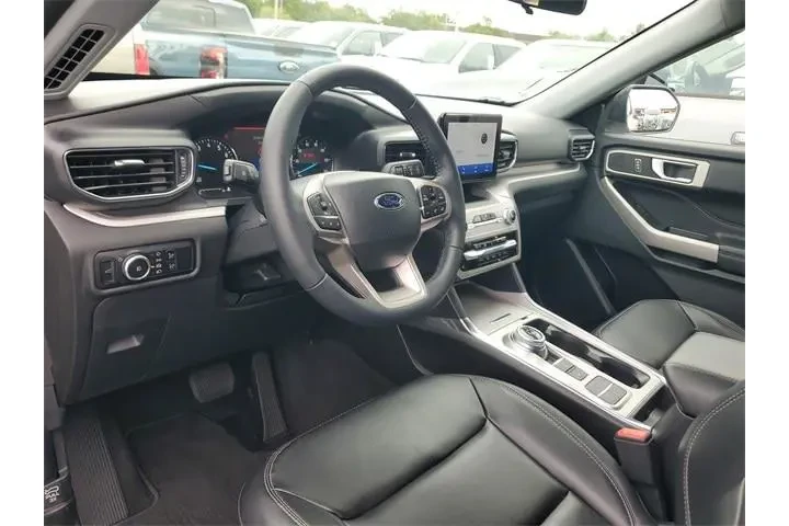 $25990 : Ford Explorer 2023 XLT 4dr S image 10
