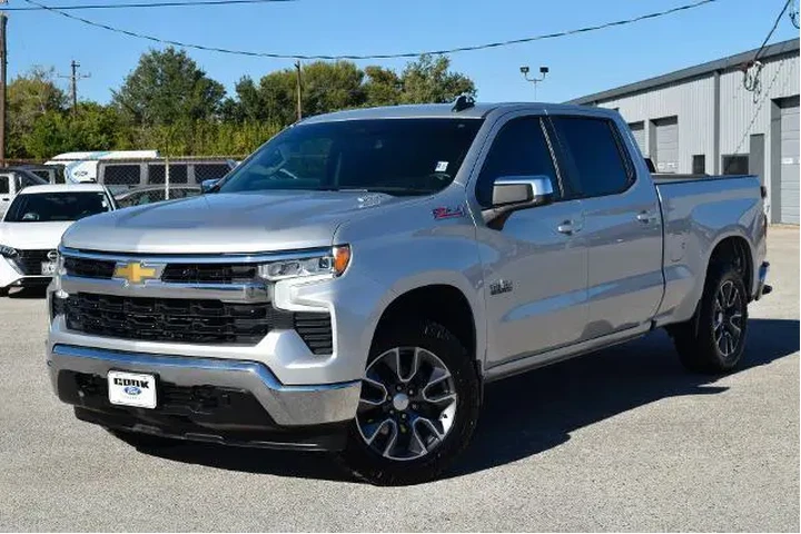$37986 : Chevrolet Silverado 1500 202 image 1
