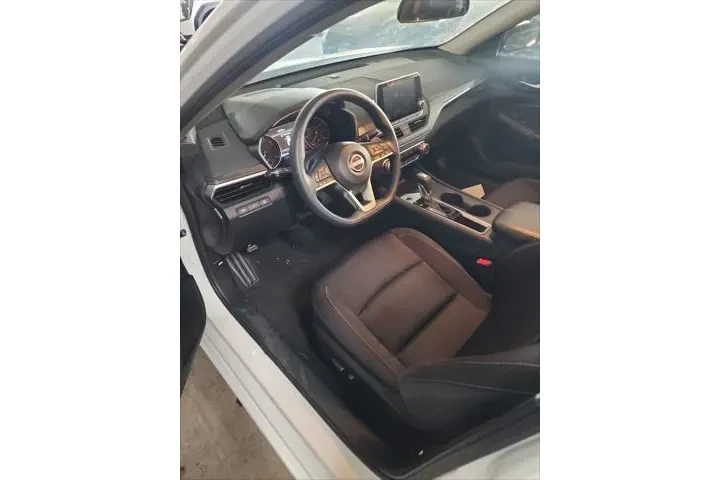$18995 : Nissan Altima 2025 2.5 SV 4d image 6