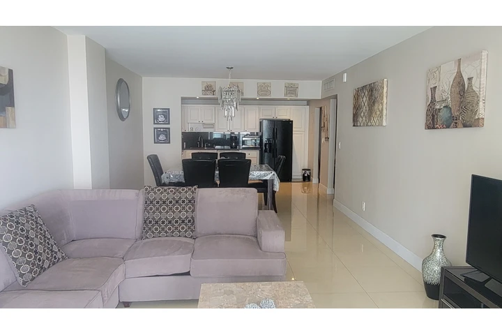$120 : Renta vacacional image 6