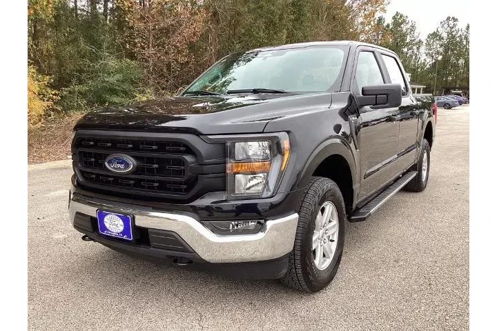 $36197 : Ford F-150 2023 4x4 XL 4dr S image 3