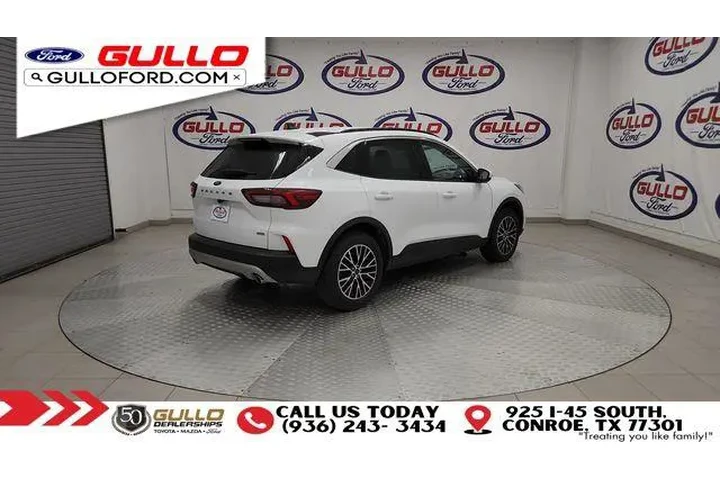 $21234 : Ford Escape Plug-In Hybrid 2 image 8