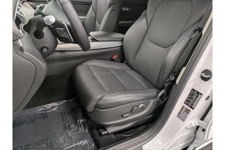$39900 : Genesis GV70 2023 AWD 2.5T S image 10