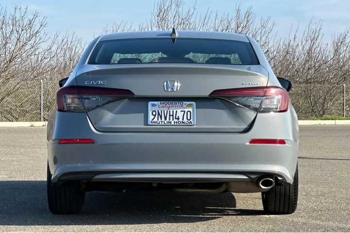 $27981 : Honda Civic 2025 Sport 4dr S image 4