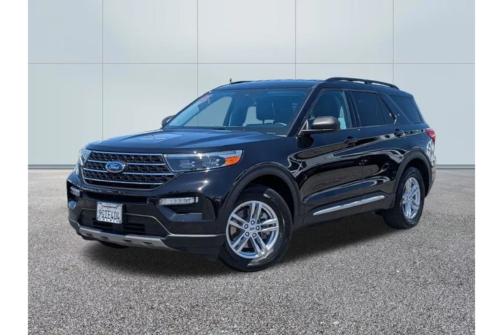 $29575 : Ford Explorer 2023 XLT 4dr S image 1