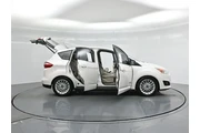 $12690 : Ford C-MAX Energi 2016 SEL 4 thumbnail