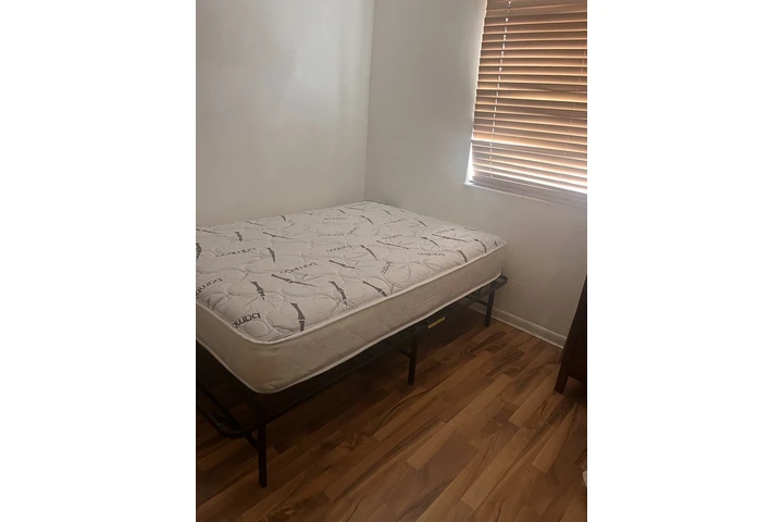 $1000 : Renta de habitación image 1