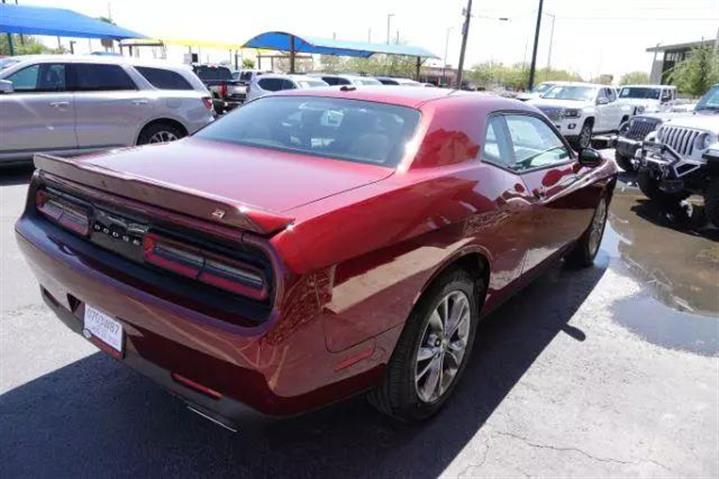 $33995 : Pre-Owned 2021 Challenger SXT image 5