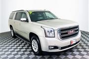 PRE-OWNED 2016 YUKON XL SLT en Madison WV