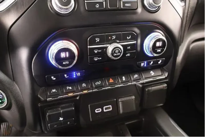 $33159 : GMC Sierra 1500 2020 4x4 AT4 image 7