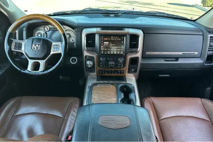 $23922 : Ram 1500 2017 4x4 Laramie Li image 3