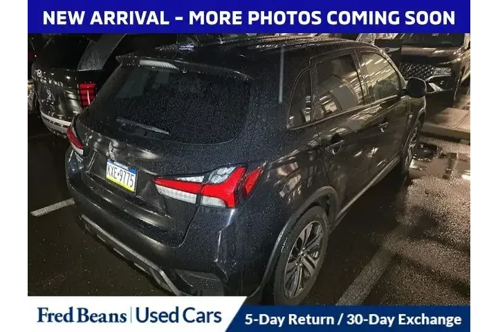 $13981 : Mitsubishi Outlander Sport 2 image 10