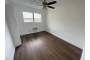 $700 : charming HOME ..Miami, FL thumbnail