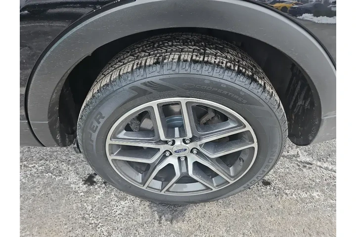 $11966 : Ford Explorer 2016 AWD Sport image 9