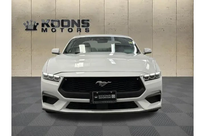 $27000 : Ford Mustang 2024 EcoBoost 2 image 3