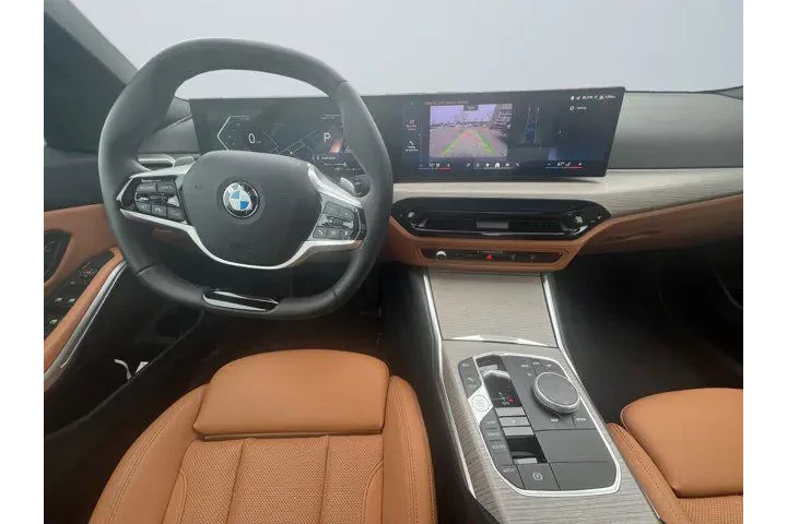 $39998 : BMW 3 Series 2025 AWD 330i x image 10