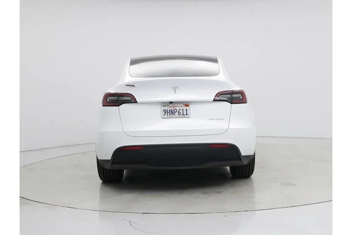 $31998 : Tesla Model Y 2023 AWD 4dr C image 6