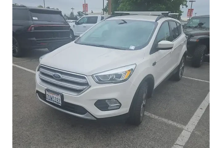 $11000 : Ford Escape 2017 AWD SE 4dr image 1
