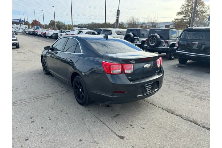 $9980 : 2015 Malibu 4dr Sdn LT w/1LT image 4