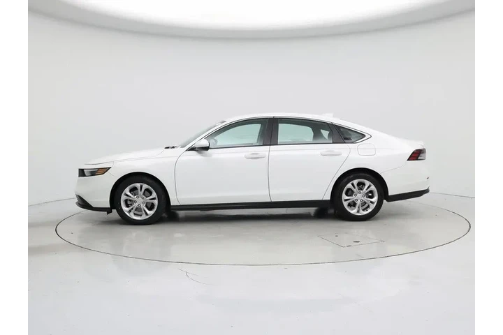 $24998 : Honda Accord 2024 LX 4dr Sed image 3