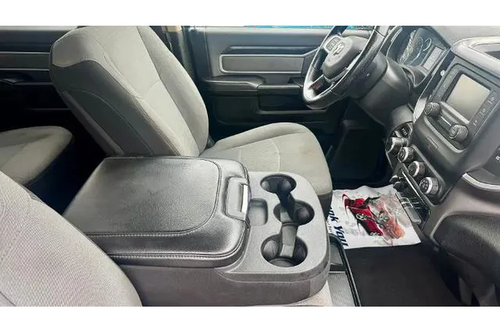 $29290 : Ram 2500 2020 4x4 Big Horn 4 image 10