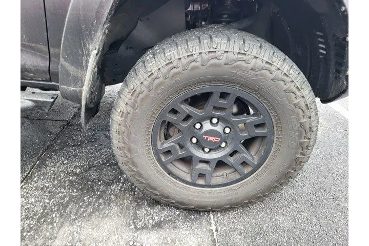 $39832 : Toyota 4Runner 2022 4x4 SR5 image 7