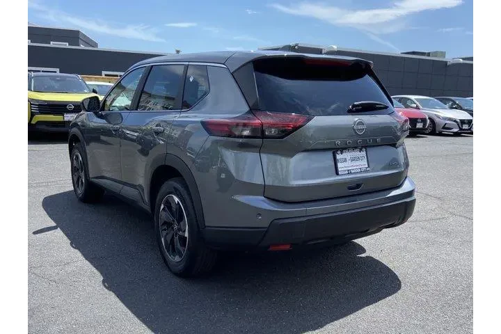 $19777 : Nissan Rogue 2025 AWD SV 4dr image 8
