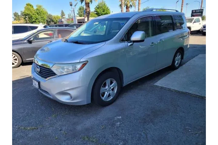 $7850 : 2014 Quest 3.5 SV image 3
