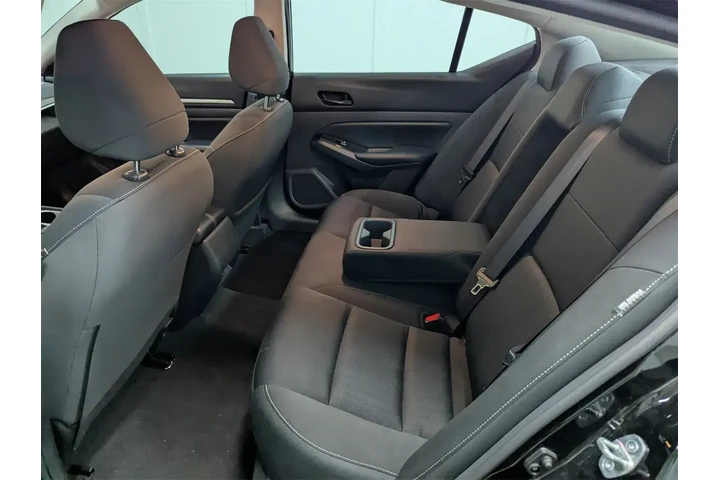 $21997 : Nissan Altima 2023 2.5 SV 4d image 9