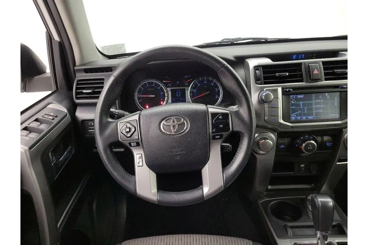 $30998 : Toyota 4Runner 2019 4x4 SR5 image 10