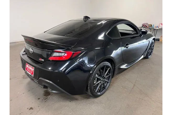 $30940 : Toyota GR86 2023 Premium 2dr image 3