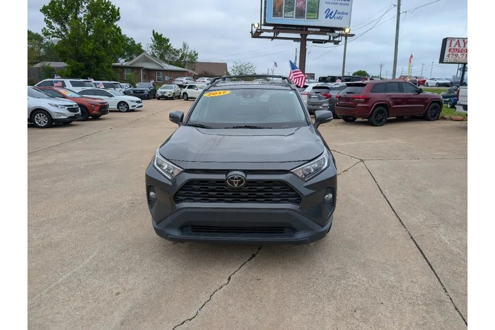 $19995 : 2020 RAV4 image 2