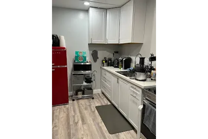 RENTO APARTAMENTO Y CUARTOS👇 image 1