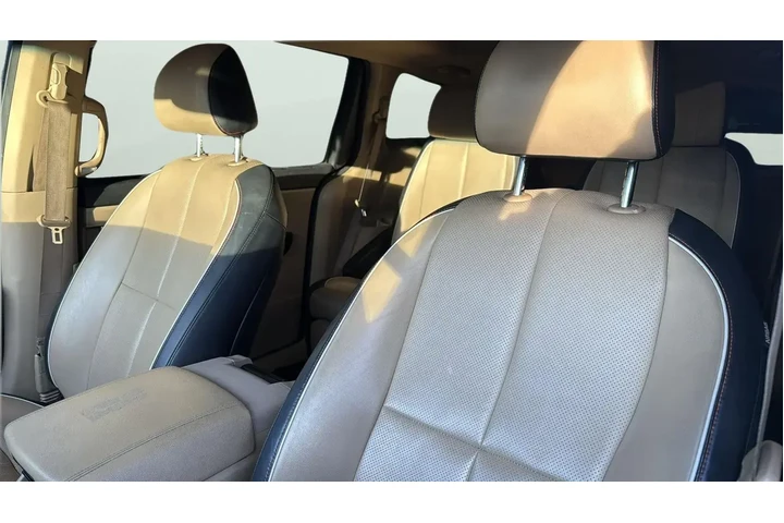 $8367 : Kia Sedona 2015 SX Limited 4 image 7