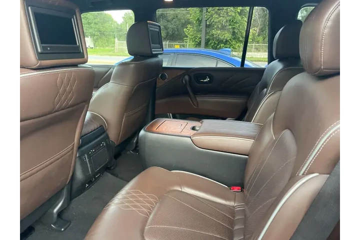 $24950 : 2017 QX80 Limited image 9
