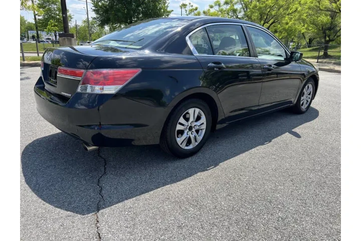 $8900 : 2012 Accord SE image 6
