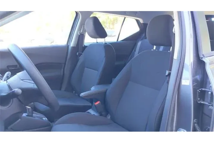 $18962 : Nissan Kicks Play 2025 S 4dr image 10